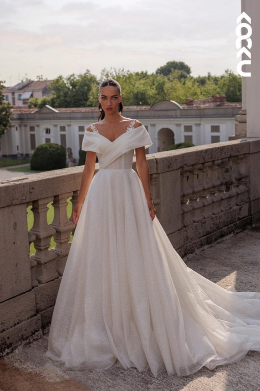 Off-Shoulder V-Neck Sleeveless Sparkle Ruched Tulle Wedding Gown