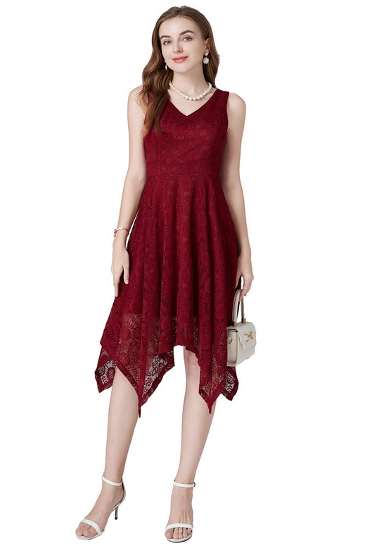 Burgundy A-Line Lace V-Neck Cocktail Dress for Feminine Elegance