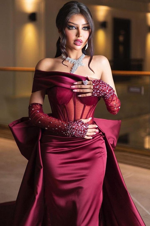 Elegant & Luxurious Off-Shoulder Cap Sleeves Prom Party Dress