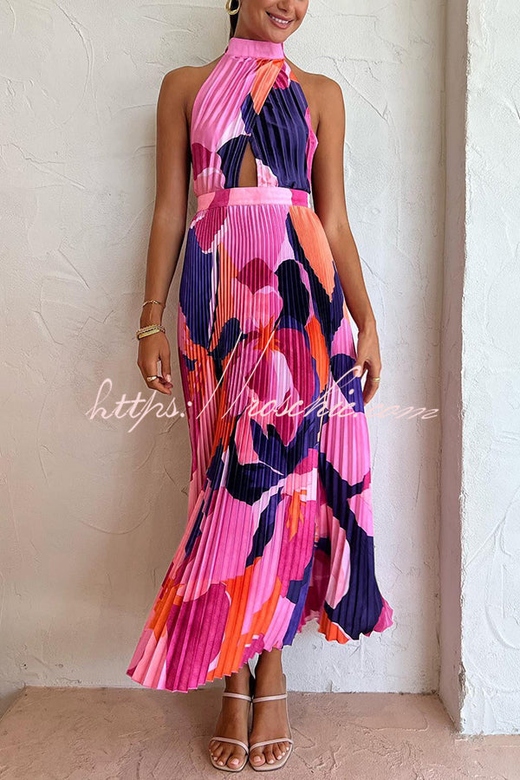 Romantic Capri Print Halter Neck Pleated Maxi