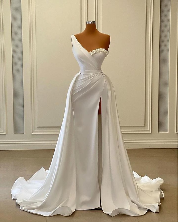 White Elegant One-Shoulder Ruched Beaded Slit Mermaid Formal Prom Dress