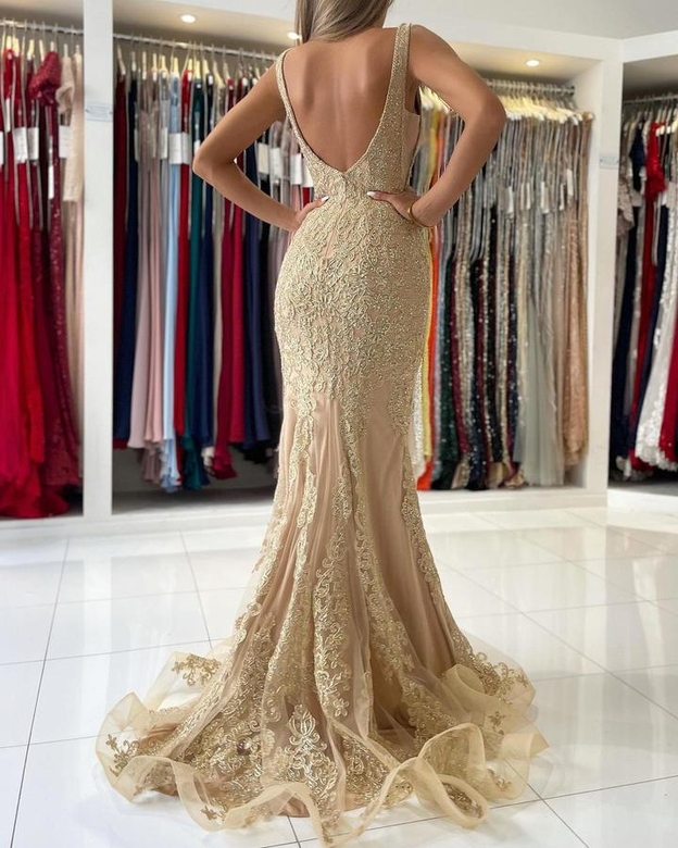 V-Neck Sleeveless Gold Appliques Mermaid Evening Dress