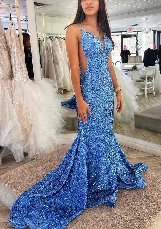 Stunning Velvet Sequins Trumpet/Mermaid V-Neck Court Train Prom Dress with Split