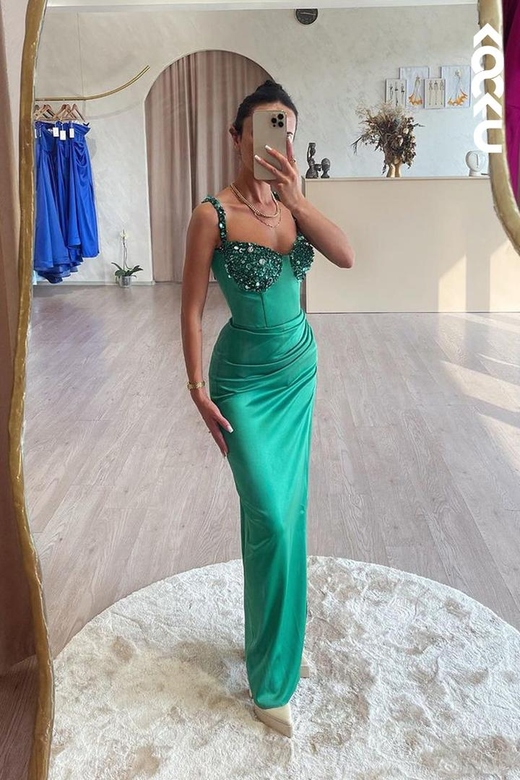 Sexy & Classic Spaghetti Straps V-Neck Ruched Prom Party Dress