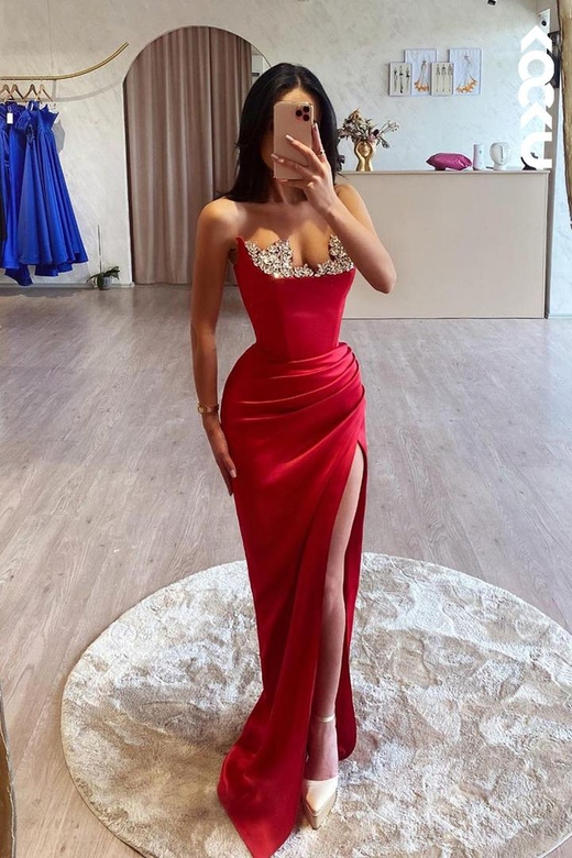 Chic & Elegant V-Neck Sleeveless Ruched Sheath Formal Prom Dress