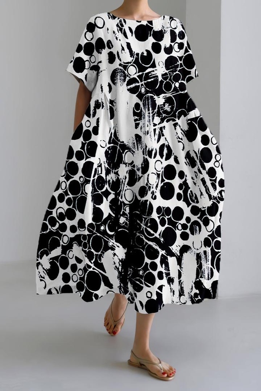 Simple Black and White Bubble Long Dress for Monochrome