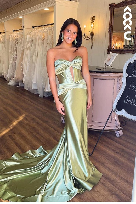 Elegant & Luxurious Off-Shoulder Sleeveless Mermaid Ruched Prom Dress