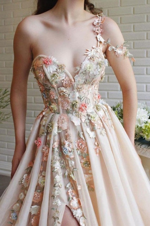 Fairy Flowers Champagne Tulle Slit Applique Prom Dress