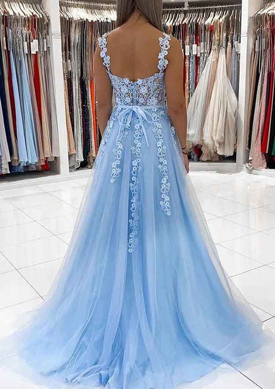 Ball Gown Princess Sweetheart Tulle Prom Dress with Appliqued Lace Detail