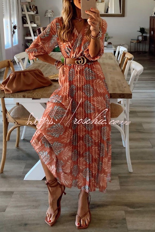 Botanical Print Pleated Long Sleeved Maxi