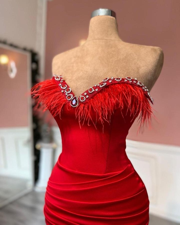 Gorgeous Red Floor-Length Sweetheart Feathers Prom Dress