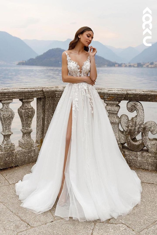 Sexy V-Neck Straps A-Line Side-Slit Wedding Dress with Applique