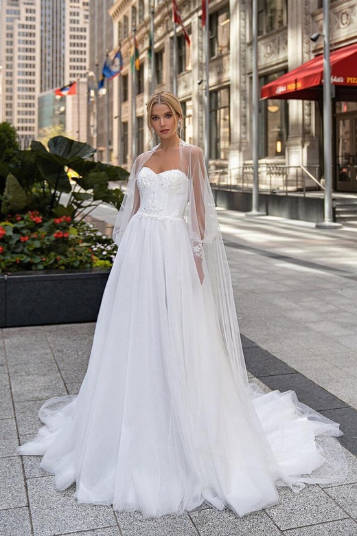 Sweetheart Strapless Appliqued Tulle A-Line Wedding Gown