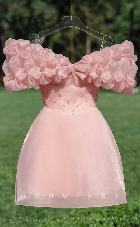 Elegant Pink Empire A-Line Bowknot Off-Shoulder Mini Homecoming Gown