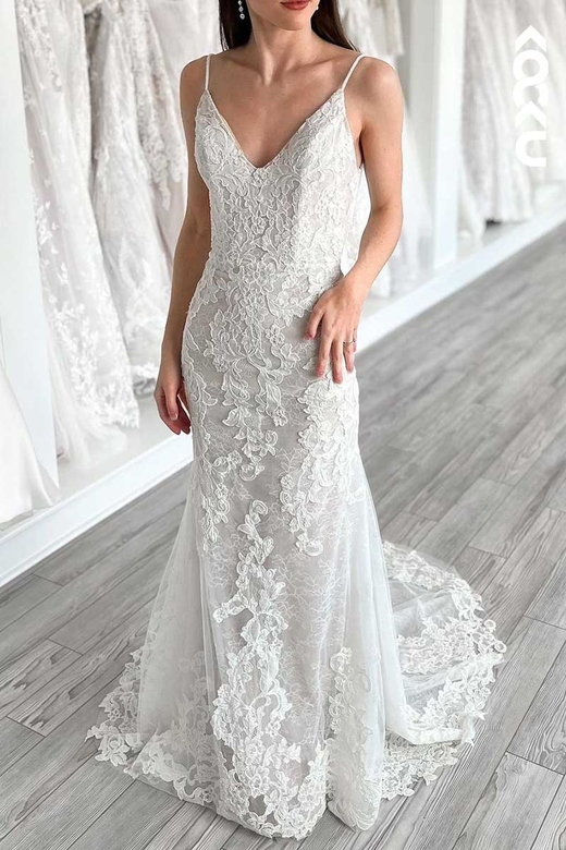 V-Neck Spaghetti Straps Lace Backless Wedding Gown