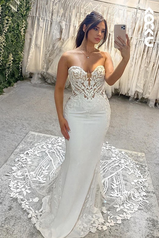 Trumpet Sweetheart Satin Appliques Backless Wedding Dress Design