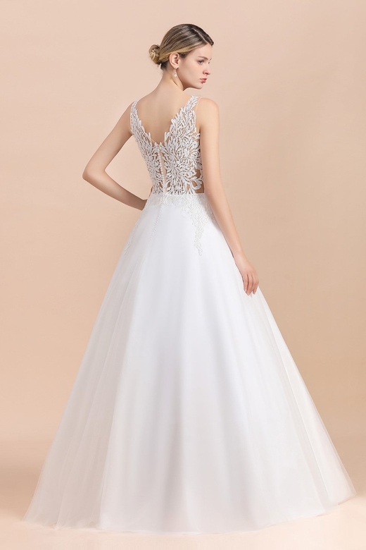 Boho V-Neck Lace Wedding Dress Tulle Appliques Sleeveless