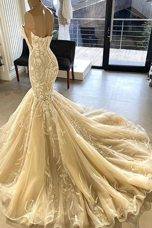 Champagne Sweetheart Mermaid Lace Wedding Dress