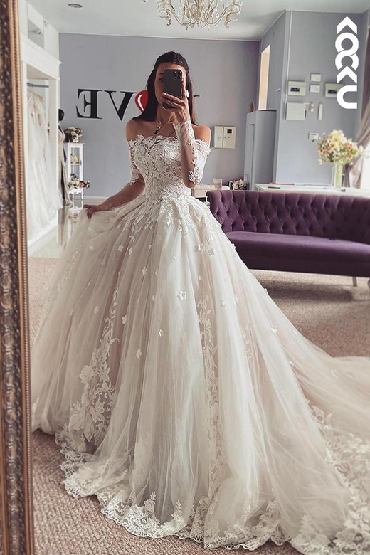 Gorgeous & Charming Ball Gown Off-Shoulder Long Lace Sleeves Dress