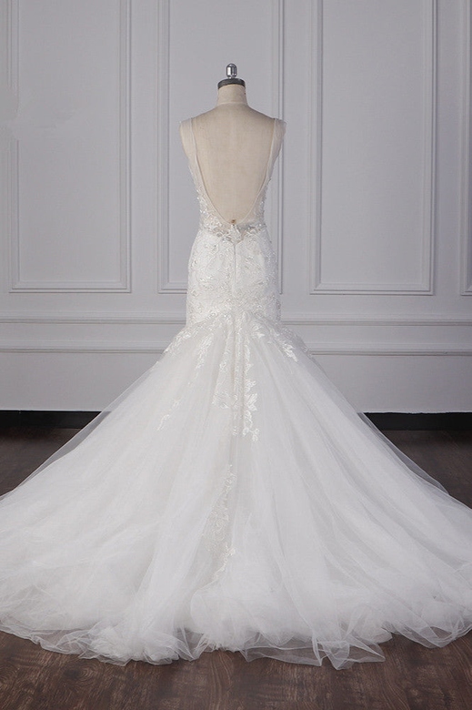 Gorgeous V-Neck Mermaid Lace Wedding Dress with Sequined Sleeveless Design