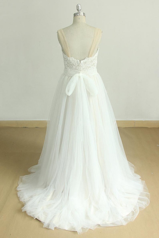 Chic Sweetheart Lace Wedding Dress, A-line White Tulle Design