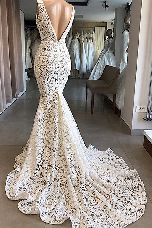 Luxurious Plunging V-neck Mermaid Lace Wedding Dress for Garden Wedding