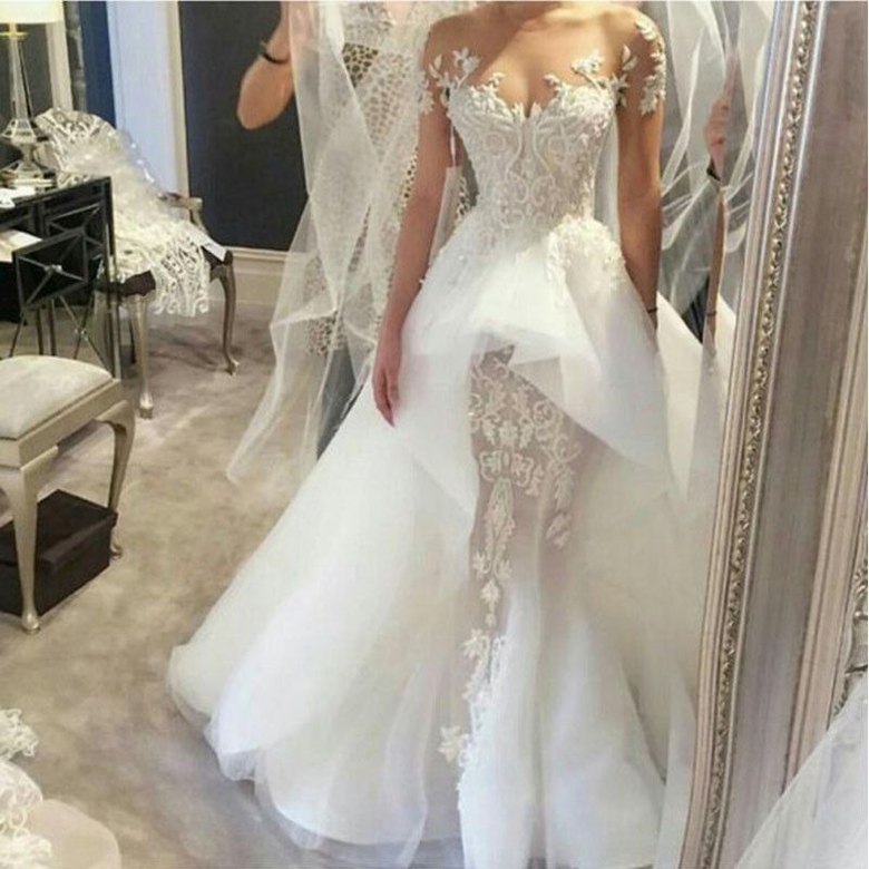 Wholesale Fit and Flare Tulle Lace Wedding Dress, Short Sleeves