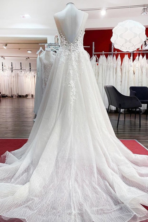 Tulle Wedding Dress, Sleevless, Jewel A-Line with Lace Appliques