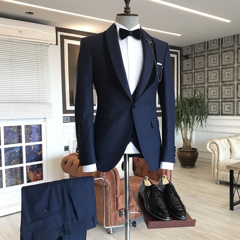 Unique Navy Blue Shawl Lapel One-Button Wedding Attire