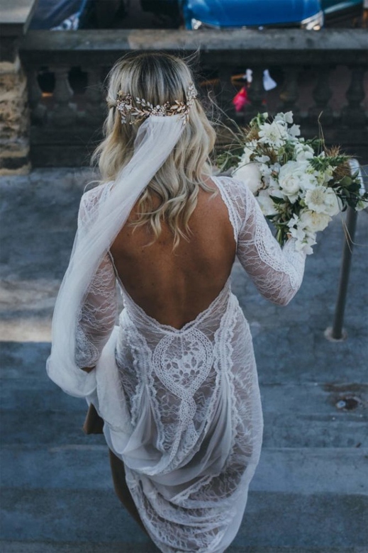 Classic Beach Long-Sleeved Backless Lace Wedding Dress, Casual