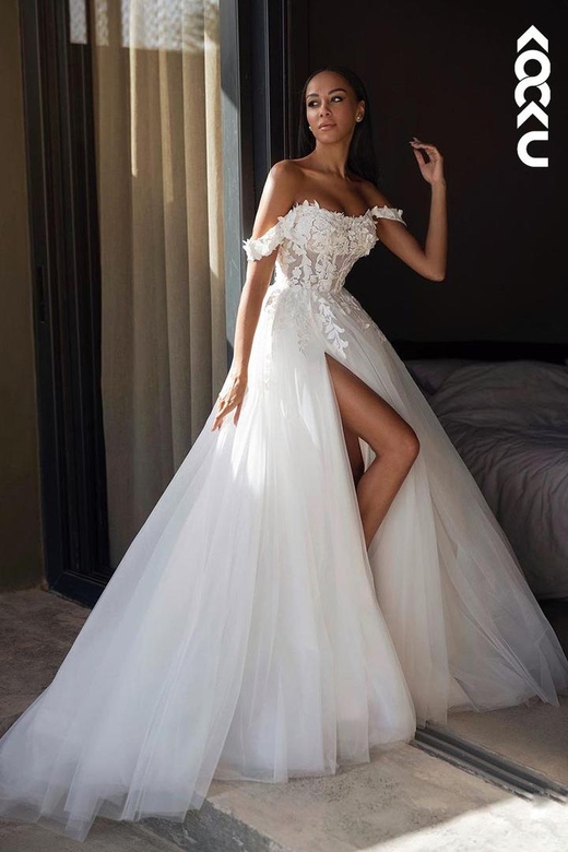 Gorgeous Off-Shoulder Cap Sleeves A-Line Tulle Wedding Dress