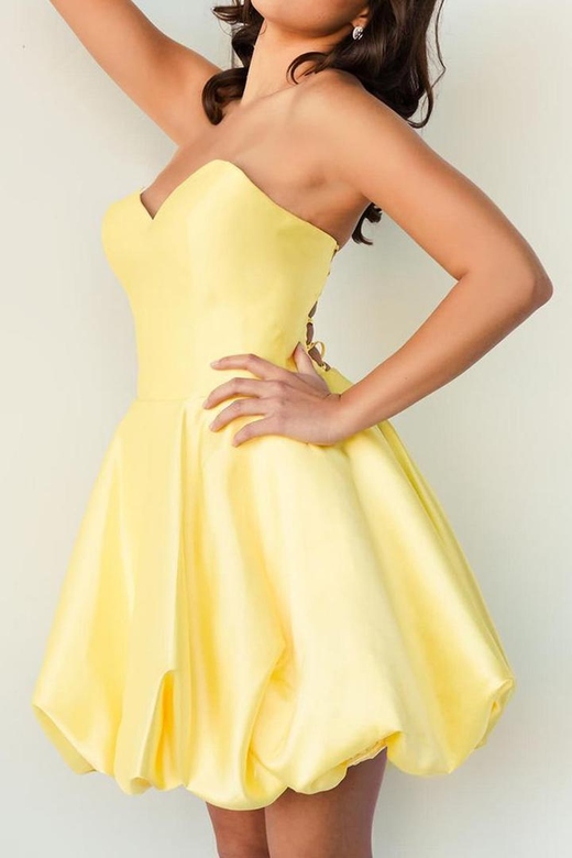 Sweetheart Strapless Sleeveless Satin A-Line Mini Homecoming Gown