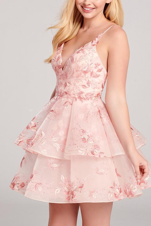 V-Neck Spaghetti Straps Appliqued Tulle A-Line Mini Homecoming Gown