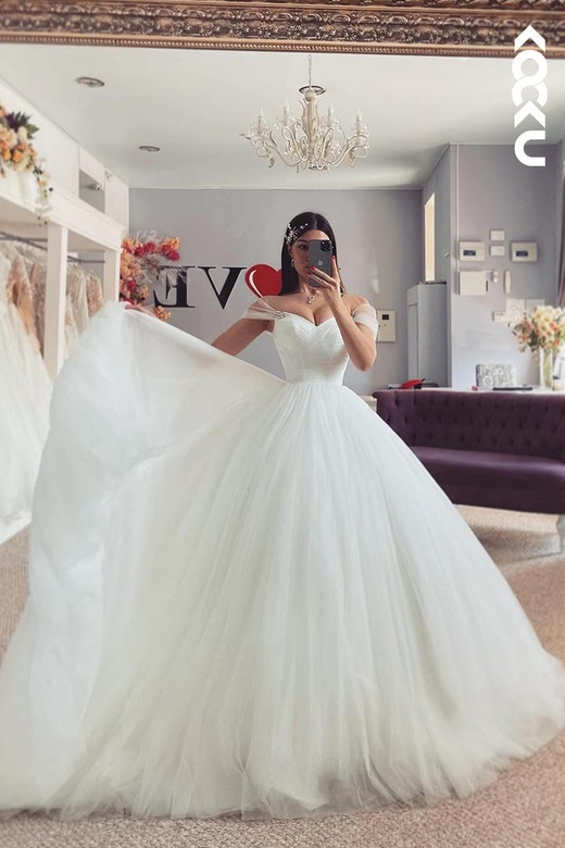 Couture & Ornate Sweetheart Cap Sleeves A-Line Tulle Wedding Dress