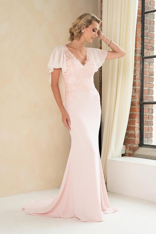 V-Neck Short Sleeves Lace Appliqued Sheath Mother of Bride