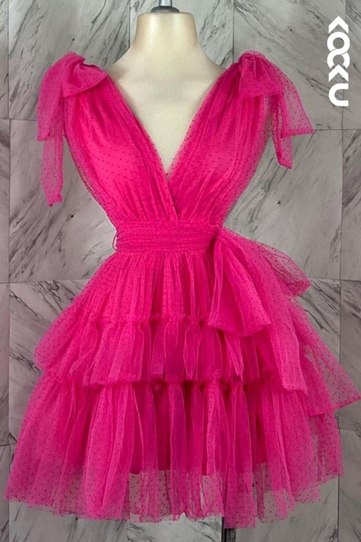 Low V-Neck Sleeveless Ruched Tulle A-Line Mini Homecoming Gown