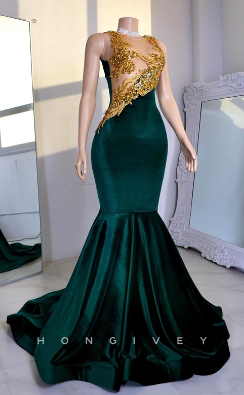 Round Sleeveless Trumpet Dress with Appliques