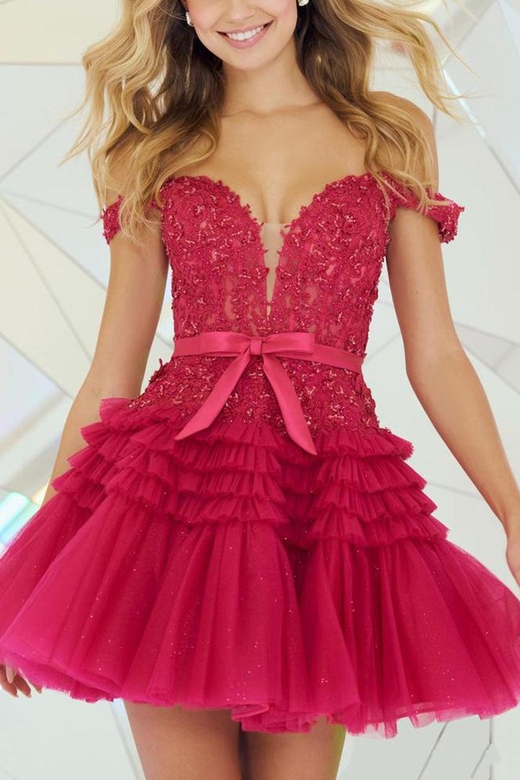 Low V-Neck Off-Shoulder Appliqued Tulle A-Line Homecoming Gown