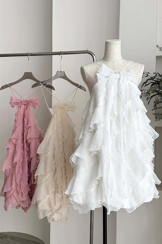 Spaghetti Straps Ruffles Tulle A-Line Mini Homecoming Gown with Bow