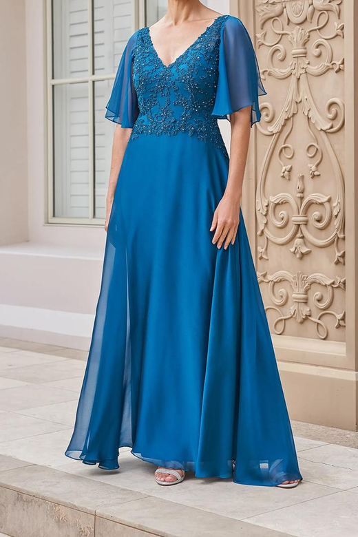 V-Neck Short Sleeves Appliqued A-Line Mother of the Bride Formal Gown