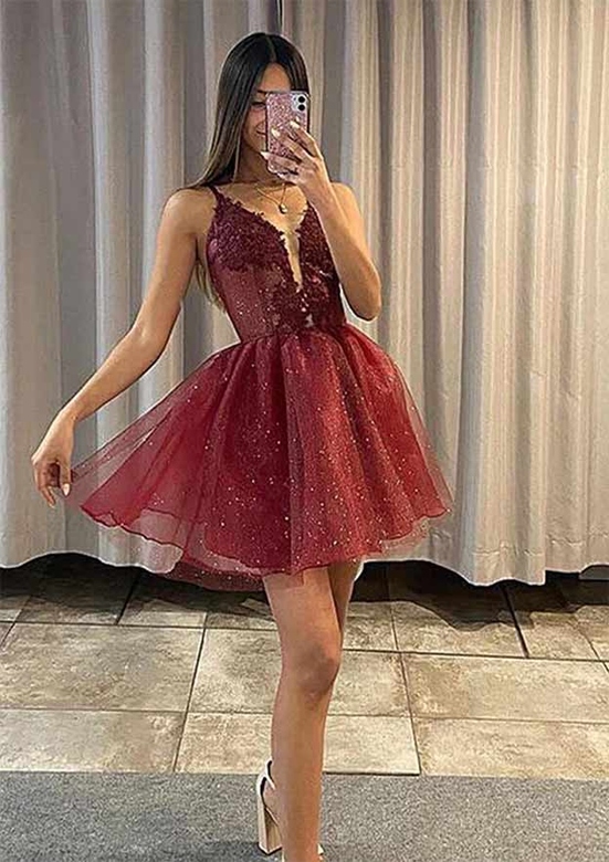 A-Line V-Neck Sleeveless Short/Mini Tulle Homecoming Dress with Appliqued Sequins