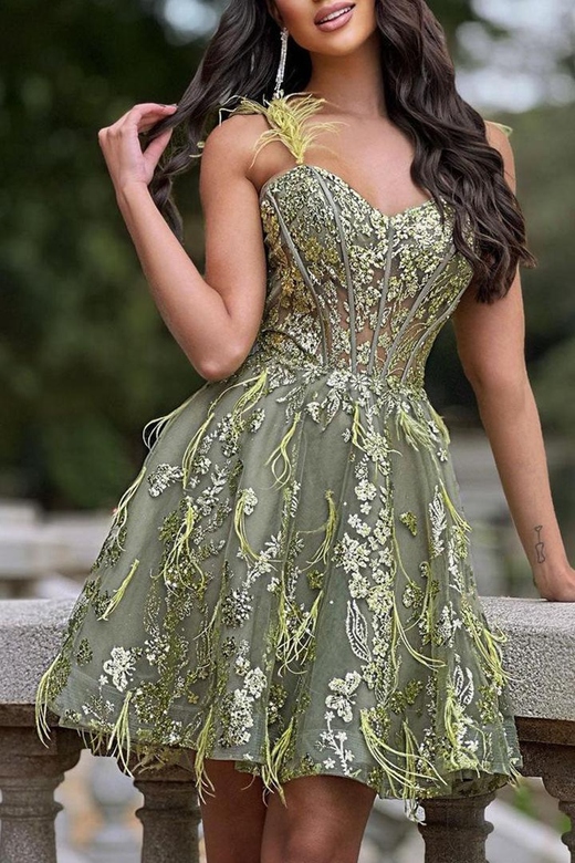 Sweetheart Appliqued Tulle Feather A-Line Mini Homecoming Gown