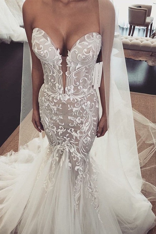 Mermaid V-neck Tulle Embroidery Chapel Wedding Dress