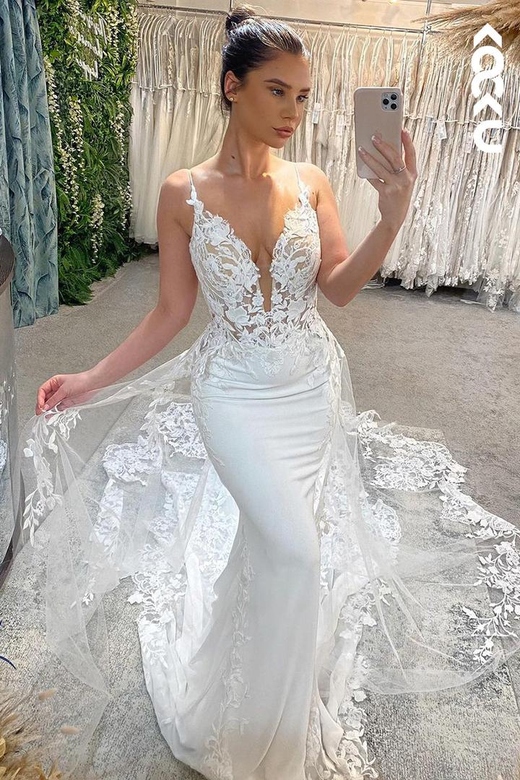 Sexy Sheath & Mermaid V-Neck Straps Paneled Wedding Dress, Court Train