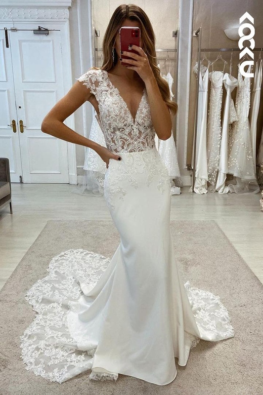 Couture V-Neck Mermaid Lace Applique Wedding Dress