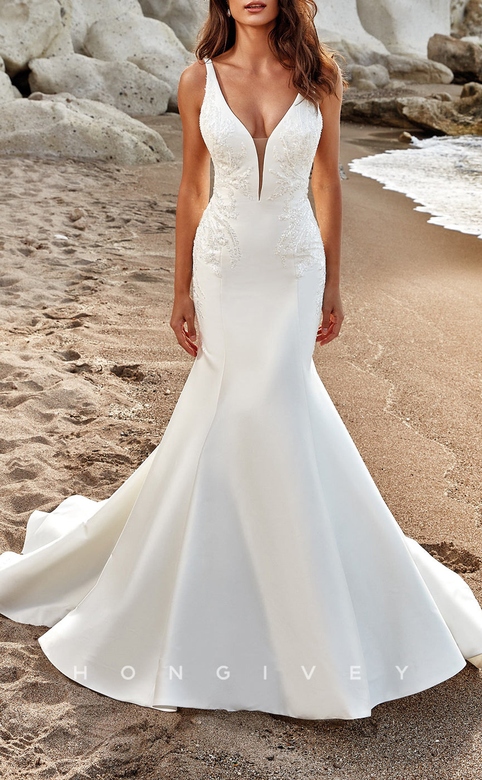 Satin Trumpet Dress with V-Neck & Beaded Appliques Train