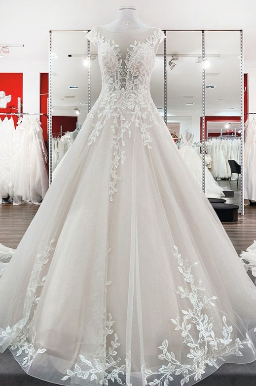 Eye-Catching Jewel Tulle Wedding Dress, Ruffles, A-Line with Appliques