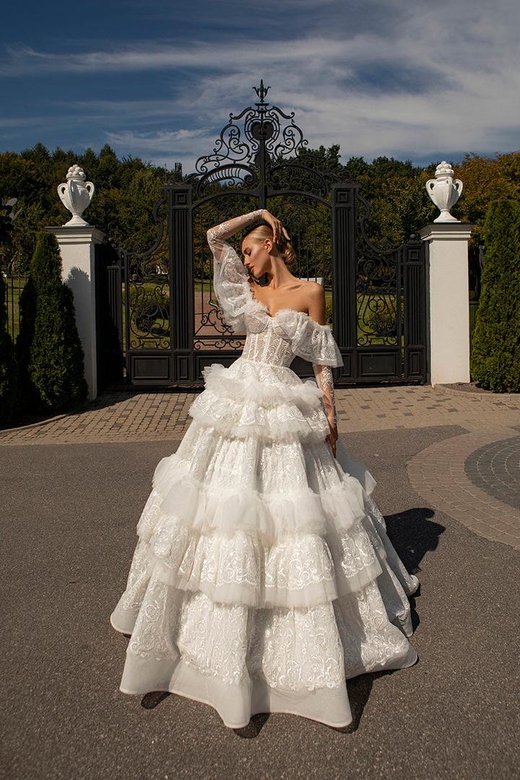 Sweetheart Off-Shoulder Lace Tulle Long Ball Wedding Dress