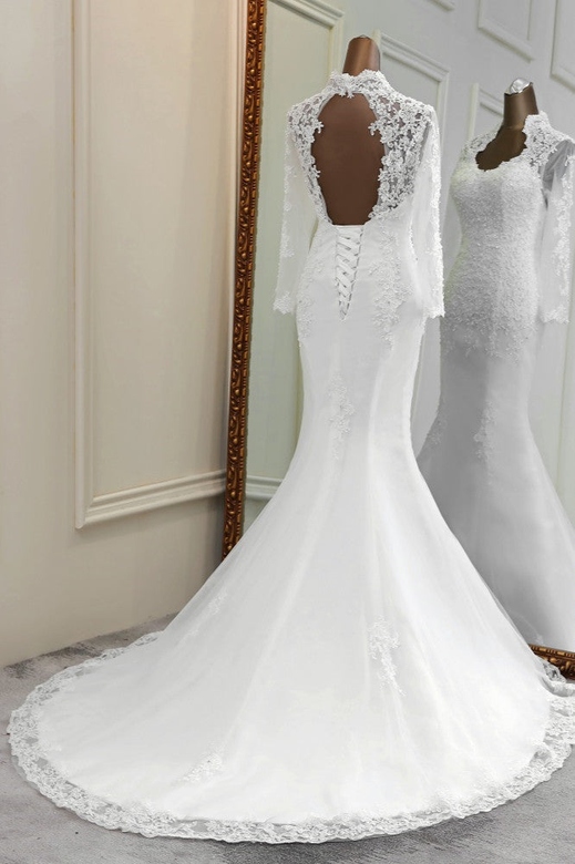 Elegant Long Sleeves Lace Mermaid Gown with Appliques and Beadings