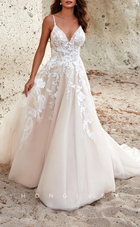 Tulle A-Line Dress with V-Neck & Appliques Train Style